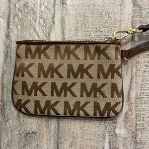 Michael Kors Wristlet (Brown)